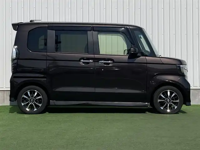 ホンダ Ｎ ＢＯＸ カスタム G L ホンダセンシング 香川県 2019(令1)年 4.2万km プレミアムグラマラスブロンズP 登録時走行距離：41119km/ディーラー純正ナビ/　CD DVD BT フルセグTV/バックカメラ/パワースライドドア/衝突被害軽減装置/レーンキープアシスト/レーダークルーズコントロール/横滑り防止装置/LEDヘッドライト/オートライト/フォグランプ/ビルトインETC/ステアリングスイッチ/プッシュスタート/スマートキー