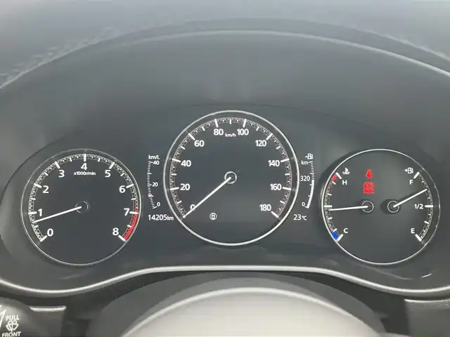 マツダ ＣＸ－３０ 20S 100周年特別記念車 埼玉県 2020(令2)年 1.5万km スノーフレイクホワイトパールマイカ 登録時14206km/6速マニュアル/i-ACTIVSENSE/　・スマートブレーキサポート（SBS）/　・レーンキープアシストシステム（LAS）/　・マツダレーダークルーズコントロール（MRCC）/　・クルージング&トラフィックサポート（CTS）/　・ブラインドスポットモニタリング（BSM）/　・交通標識認識システム（TSR）/　・前後誤発進抑制制御/赤革シート/　・パワーシート（メモリー機能付き）/　・前席シートヒーター/純正メーカーコネクトナビ/　・BOSEサウンド/　・フルセグTV/　・CD/DVD再生/　・Bluetooth接続/　・HDMI/USB端子/360°セーフティパッケージ/　・360°ビューモニター/　・ドライバーモニタリング/　・フロントパーキングセンサー/純正ドライブレコーダー（前後タイプ）/電子パーキングブレーキ/パワーバックドア/LEDヘッドライト/オートハイビーム/アドバンスドキー×2/プッシュスタートボタン/革巻きステアリング/ステアリングヒーター/純正18インチAW/クリアランスソナー/保証書/取扱説明書/ナビ取扱説明書/マツダ整備記録簿（R3.R4.R5.R6）