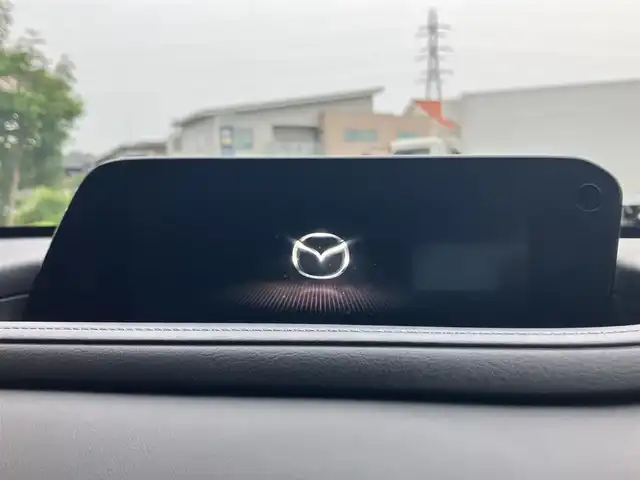 マツダ ＣＸ－３０ 20S 100周年特別記念車 埼玉県 2020(令2)年 1.5万km スノーフレイクホワイトパールマイカ 登録時14206km/6速マニュアル/i-ACTIVSENSE/　・スマートブレーキサポート（SBS）/　・レーンキープアシストシステム（LAS）/　・マツダレーダークルーズコントロール（MRCC）/　・クルージング&トラフィックサポート（CTS）/　・ブラインドスポットモニタリング（BSM）/　・交通標識認識システム（TSR）/　・前後誤発進抑制制御/赤革シート/　・パワーシート（メモリー機能付き）/　・前席シートヒーター/純正メーカーコネクトナビ/　・BOSEサウンド/　・フルセグTV/　・CD/DVD再生/　・Bluetooth接続/　・HDMI/USB端子/360°セーフティパッケージ/　・360°ビューモニター/　・ドライバーモニタリング/　・フロントパーキングセンサー/純正ドライブレコーダー（前後タイプ）/電子パーキングブレーキ/パワーバックドア/LEDヘッドライト/オートハイビーム/アドバンスドキー×2/プッシュスタートボタン/革巻きステアリング/ステアリングヒーター/純正18インチAW/クリアランスソナー/保証書/取扱説明書/ナビ取扱説明書/マツダ整備記録簿（R3.R4.R5.R6）