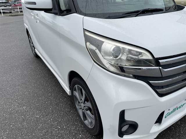 日産 デイズ ルークス ハイウェイスターターボ 石川県 2014(平26)年 6.9万km ホワイトパール 純正メモリーナビ/純正CD/DVD/フルセグTV/アラウンドビューモニター/LEDヘッドライト/ETC/インテリキー/プッシュスタート/電動ミラー/両側パワースライド/ドライブレコーダー/純正アルミホイール/オートライト/オートエアコン