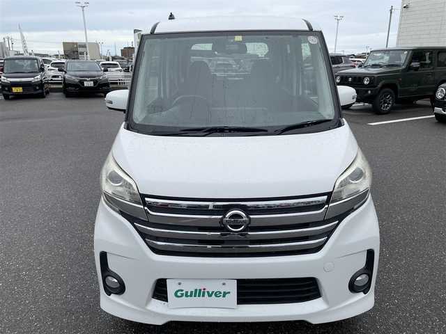 日産 デイズ ルークス ハイウェイスターターボ 石川県 2014(平26)年 6.9万km ホワイトパール 純正メモリーナビ/純正CD/DVD/フルセグTV/アラウンドビューモニター/LEDヘッドライト/ETC/インテリキー/プッシュスタート/電動ミラー/両側パワースライド/ドライブレコーダー/純正アルミホイール/オートライト/オートエアコン