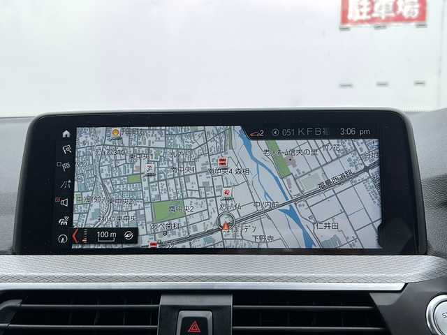 ＢＭＷ Ｘ３ 20d xDrive Mスポーツ 福島県 2018(平30)年 12.4万km パール ハーフレザーシート/純正ナビ/全方位カメラ/クルーズコントロール/純正19inアルミホイール/オートライト/ＬＥＤライト/オートハイビーム/ウィンカーミラー/電動格納ミラー/スマートキー/プッシュスタート/Ｗ＋カーテンエアバッグ/横滑り防止装置/ＡＢＳ/フロアマット/取扱説明書/ブレーキオートホールド/ステアリングスイッチ/デジタルメーター/シートメモリー/シートヒーターD.N席/パワーシートD.N席/電動リアゲート/ワイヤレス充電/ハーマンカードン/パーキングセンサー/アイドリングストップ/MTモード付AT