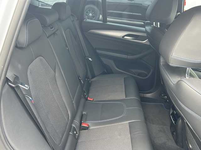 ＢＭＷ Ｘ３ 20d xDrive Mスポーツ 福島県 2018(平30)年 12.4万km パール ハーフレザーシート/純正ナビ/全方位カメラ/クルーズコントロール/純正19inアルミホイール/オートライト/ＬＥＤライト/オートハイビーム/ウィンカーミラー/電動格納ミラー/スマートキー/プッシュスタート/Ｗ＋カーテンエアバッグ/横滑り防止装置/ＡＢＳ/フロアマット/取扱説明書/ブレーキオートホールド/ステアリングスイッチ/デジタルメーター/シートメモリー/シートヒーターD.N席/パワーシートD.N席/電動リアゲート/ワイヤレス充電/ハーマンカードン/パーキングセンサー/アイドリングストップ/MTモード付AT