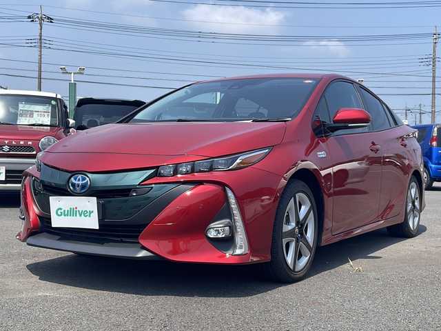 トヨタ プリウス ＰＨＶ A 茨城県 2017(平29)年 5万km センシュアルレッドマイカ JBLサウンド/純正ナビ/【フルセグTV/Bluetooth】/バックカメラ/前後ドライブレコーダー/レーダークルーズコントロール/プリクラッシュセーフティ/クリアランスソナー/前席シートヒーター/純正17インチAW/ビルトインETC2.0/純正フロアマット/スマートキー/プッシュスタート