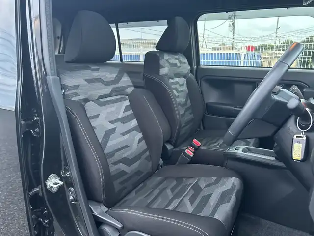ダイハツ タフト G クロムベンチャー 千葉県 2024(令6)年 1.3万km ブラックマイカメタリック 社外ナビ（KENWOOD  MDV-D310）/(TV/BT/CD/DVD)/バックカメラ/衝突被害軽減システム/ガラスルーフ/横滑り防止装置/ETC/ドライブレコーダー/LEDヘッドライト/フォグランプ/オートライト/ウィンカーミラー/電動格納ミラー/純正15インチAW/シートヒーター/プッシュスタート/スマートキー/フロアマット/ドアバイザー