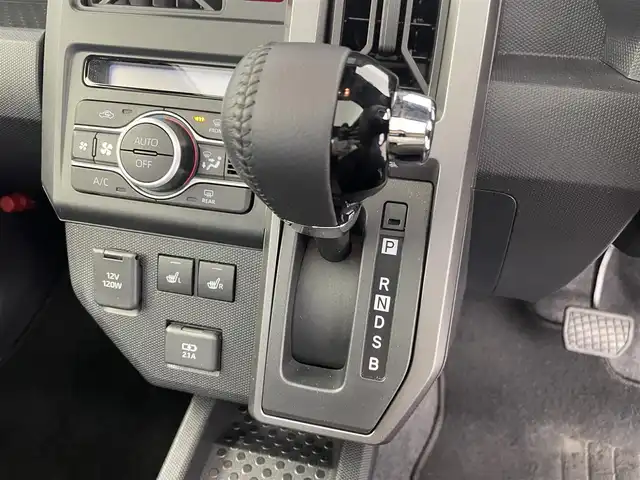 ダイハツ タフト G クロムベンチャー 群馬県 2023(令5)年 1.6万km セラミックグリーンM 社外7インチナビ/パノラマモニター/オートハイビーム/LEDヘッドライト/シートヒーター/純正15インチアルミホイール/ステアリングリモコン/電子パーキング/オートブレーキホールド/コーナーセンサー/スマートキー/禁煙車/ガラスルーフ/プッシュスタート/アイドリングストップ/スペアキー/純正フロアマット/フルセグテレビ