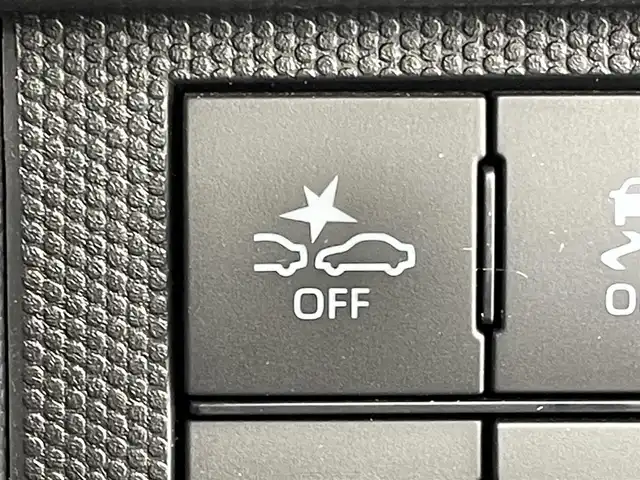 ダイハツ タフト G クロムベンチャー 群馬県 2023(令5)年 1.6万km セラミックグリーンM 社外7インチナビ/パノラマモニター/オートハイビーム/LEDヘッドライト/シートヒーター/純正15インチアルミホイール/ステアリングリモコン/電子パーキング/オートブレーキホールド/コーナーセンサー/スマートキー/禁煙車/ガラスルーフ/プッシュスタート/アイドリングストップ/スペアキー/純正フロアマット/フルセグテレビ