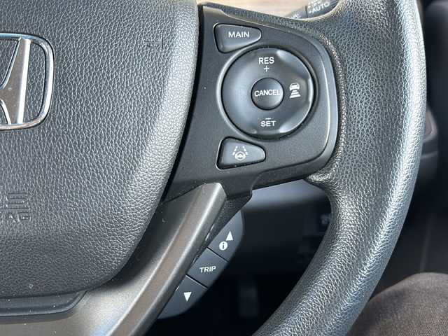 ホンダ フリード B ホンダセンシング 静岡県 2020(令2)年 5.4万km ルナシルバーM ナビ機能/CD/DVD/ラジオ/Bluetooth/ipod/SD/USB/主要装備/・レーダークルーズコントロール　/・ドライブレコーダー　/・スマートキー　/・レーンキープ　/・ＥＴＣ　/・アイドリングストップ　/・両側パワースライドドア　/・スペアキー　/・オートライト　/・衝突軽減システム　/・プッシュスタート/・純正アルミキャップ/・ホンダセンシング/・保証書/・取扱説明書
