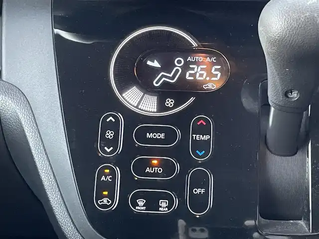 日産 デイズ ルークス X Vセレクション 島根県 2016(平28)年 6.4万km ブラック 登録時走行距離63753km/純正SDナビ/フルセグテレビ/アラウンドビューモニター/衝突軽減ブレーキ/両側パワースライドドア/プッシュスタート/アイドリングストップ/ステアリングスイッチ/純正14インチAW/社外AW冬タイヤ4本積載
