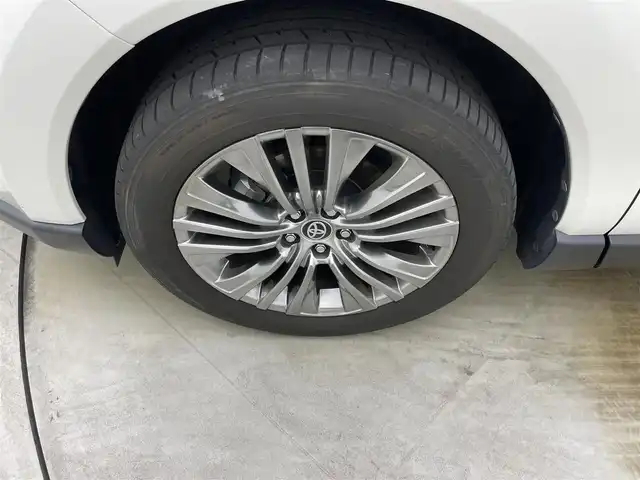 トヨタ ハリアー Z レザーパッケージ 岡山県 2020(令2)年 2.8万km ホワイトパールクリスタルシャイン 純正12インチディスプレイオーディオナビ/地デジ/Bluetooth/USB/パノラミックビューモニター/デジタルインナーミラー/ブラインドスポットモニター/ヘッドアップディスプレイ/JBLプレミアムサウンド/シートヒーター /ベンチレーション/ビルトインETC2.0/セーフティセンス /レーダークルーズコントロール/LEDヘッドライト/ステアリングヒーター/プッシュスタート /スマートキー