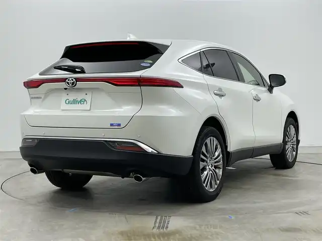 トヨタ ハリアー Z レザーパッケージ 岡山県 2020(令2)年 2.8万km ホワイトパールクリスタルシャイン 純正12インチディスプレイオーディオナビ/地デジ/Bluetooth/USB/パノラミックビューモニター/デジタルインナーミラー/ブラインドスポットモニター/ヘッドアップディスプレイ/JBLプレミアムサウンド/シートヒーター /ベンチレーション/ビルトインETC2.0/セーフティセンス /レーダークルーズコントロール/LEDヘッドライト/ステアリングヒーター/プッシュスタート /スマートキー