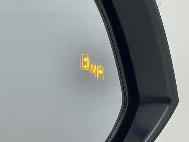 トヨタ ハリアー Z レザーパッケージ 岡山県 2020(令2)年 2.8万km ホワイトパールクリスタルシャイン 純正12インチディスプレイオーディオナビ/地デジ/Bluetooth/USB/パノラミックビューモニター/デジタルインナーミラー/ブラインドスポットモニター/ヘッドアップディスプレイ/JBLプレミアムサウンド/シートヒーター /ベンチレーション/ビルトインETC2.0/セーフティセンス /レーダークルーズコントロール/LEDヘッドライト/ステアリングヒーター/プッシュスタート /スマートキー