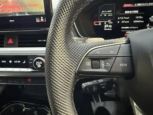 アウディ アウディ Ａ４ アバント 40TDIクワトロ Sライン 香川県 2022(令4)年 4.2万km 白 ワンオーナー/S line plusパッケージ/コンフォートパッケージ/メーカーナビ/フルセグ/全方位カメラ/Ｓライン18インチアルミ/ハーフレザーシート/全席シートヒーター/レーダークルーズコントロール/レーンキープアシスト/LEDヘッドライト/コーナーセンサー/ルーフレール/スマートキー