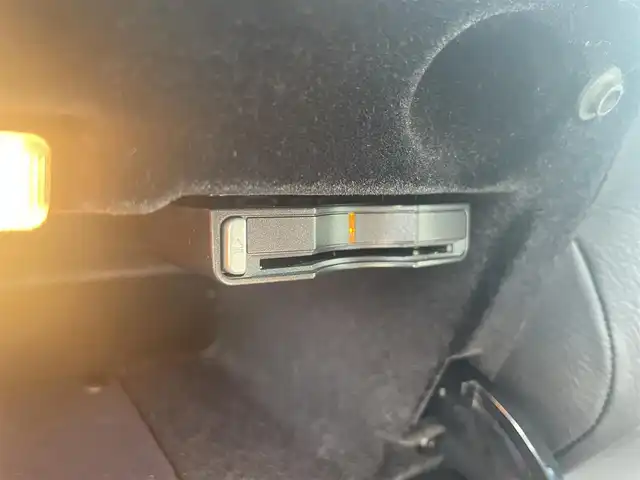 メルセデス・ベンツ ゲレンデヴァーゲン Ｇ３５０ｄ AMGライン 滋賀県 2018(平30)年 3.5万km ポーラホワイト G63仕様/・G63アルミ/・G63グリル/ラグジュアリーpkg/・サンルーフ/・黒本革シート/harman/kardonサラウンド/全席シートヒーター/ディストロニック＋/ブラインドスポット/メモリー付パワーシート（D/N）/オートライト/パドルシフト/パークトロニック（F/R）/左サイド・バックカメラ/ETC/ＣＯＤＥ ＰＨＡＮＴＯＭ サラウンド/保証書・取説（有）