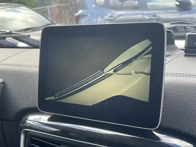 メルセデス・ベンツ ゲレンデヴァーゲン Ｇ３５０ｄ AMGライン 滋賀県 2018(平30)年 3.5万km ポーラホワイト G63仕様/・G63アルミ/・G63グリル/ラグジュアリーpkg/・サンルーフ/・黒本革シート/harman/kardonサラウンド/全席シートヒーター/ディストロニック＋/ブラインドスポット/メモリー付パワーシート（D/N）/オートライト/パドルシフト/パークトロニック（F/R）/左サイド・バックカメラ/ETC/ＣＯＤＥ ＰＨＡＮＴＯＭ サラウンド/保証書・取説（有）