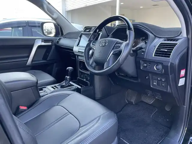 トヨタ ランドクルーザー プラド TX 富山県 2021(令3)年 4.9万km ブラック ４WD/ワンオーナー/サンルーフ/モデリスタエアロ/社外8インチナビ/フルセグＴＶ/Bluetooth/DVD再生/バックカメラ/レーダークルーズコントロール/レーンキープアシスト/オートマチックハイビーム/革調シートカバー/ステアリングスイッチ/コーナーセンサー/LEDオートライト/ＬＥＤフォグライト