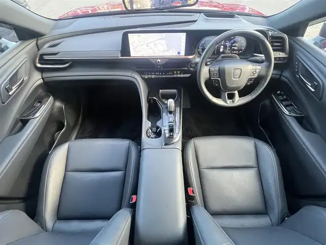 トヨタ クラウン スポーツ Z 愛媛県 2023(令5)年 1万km 赤 メーカーオプション純正ナビ/BT/AM・FM/フルセグTV/ビルトインETC2.0/デジタルインナーミラー/追従型クルーズコントロール/レーンキープアシスト/ブラインドスポットモニター/衝突軽減システム/置くだけ充電/ヘッドライトウォッシャー/電動リアゲート/D+N席パワーシート・シートヒーター・シートクーラー/シートメモリー/本革巻きステアリング/純正アルミホイール/純正フロアマット/フルタイム4WD