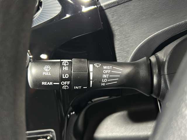 トヨタ アクア S スタイルブラック 静岡県 2018(平30)年 8.8万km ダークブルーマイカ 純正SDナビ/・CD/・DVD/・フルセグＴＶ/・Bluetooth/・AM/・FM/主要装備/・衝突軽減/・レーンキープ/・クルコン/・コーナーセンサー前後/・バックカメラ/・ビルトインＥＴＣ/・ステリモ/・LEDヘッドライト/・オートライト/・オートハイビーム/・フォグランプ/・純正フロアマット/・純正アルミホイール/・スマートキー/・プッシュスタート