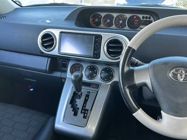 トヨタ カローラ ルミオン 1．5G 千葉県 2010(平22)年 9.4万km レッドM 純正HDDナビ/ワンセグTV/DVD/CD/Bluetooth/バックカメラ/ETC/キーレス/ドアバイザー/フロアマット/スペアキー/取扱説明書/保証書