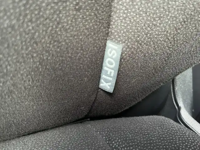 トヨタ エスクァイア ハイブリッド Xi 栃木県 2014(平26)年 12.9万km ホワイトパールクリスタルシャイン (株)IDOMが運営する【じしゃロン宇都宮店】の自社ローン対象車両になります。こちらは現金ご利用時の価格です。自社ローンご希望の方は別途その旨お申付け下さい。/純正ナビ/バックカメラ/フルセグ/Ｂｌｕｅｔｏｏｔｈ/ビルトインＥＴＣ/片側パワースライドドア/シートヒーター/スマートキー/ＬＥＤヘッドライト/オートライト/アイドリングストップ