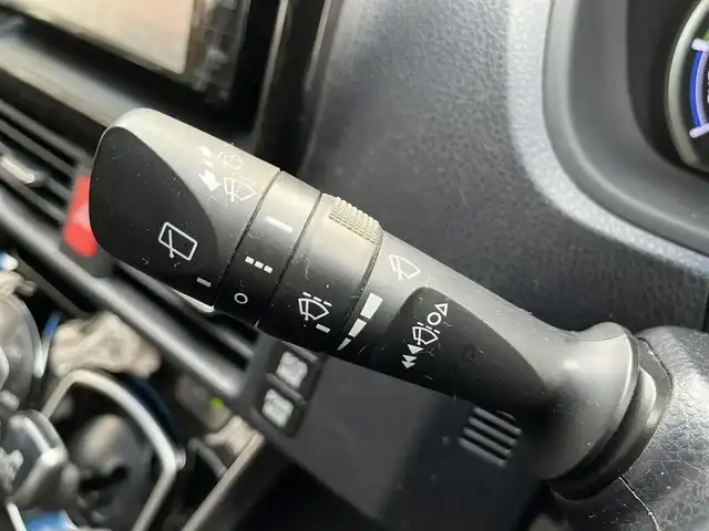 トヨタ エスクァイア ハイブリッド Xi 栃木県 2014(平26)年 12.9万km ホワイトパールクリスタルシャイン (株)IDOMが運営する【じしゃロン宇都宮店】の自社ローン対象車両になります。こちらは現金ご利用時の価格です。自社ローンご希望の方は別途その旨お申付け下さい。/純正ナビ/バックカメラ/フルセグ/Ｂｌｕｅｔｏｏｔｈ/ビルトインＥＴＣ/片側パワースライドドア/シートヒーター/スマートキー/ＬＥＤヘッドライト/オートライト/アイドリングストップ