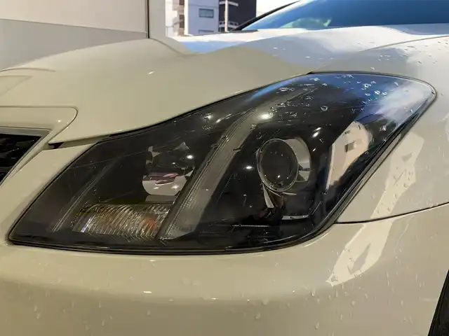 トヨタ クラウン アスリート プレミアムエディション 福井県 2012(平24)年 11.9万km ホワイトパールクリスタルシャイン (株)IDOMが運営する【じしゃロン福井店】の自社ローン対象車両になります。こちらは現金ご利用時の価格です。自社ローンご希望の方は別途その旨お申付け下さい。/純正ナビ（CD・DVD・BT接続可）/フルセグテレビ/バックカメラ/ビルトインETC/パワーシート（D席・N席）/シートヒーター（D席・N席）/エアシート（D席・N席）/クルーズコントロール/TEIN車高調