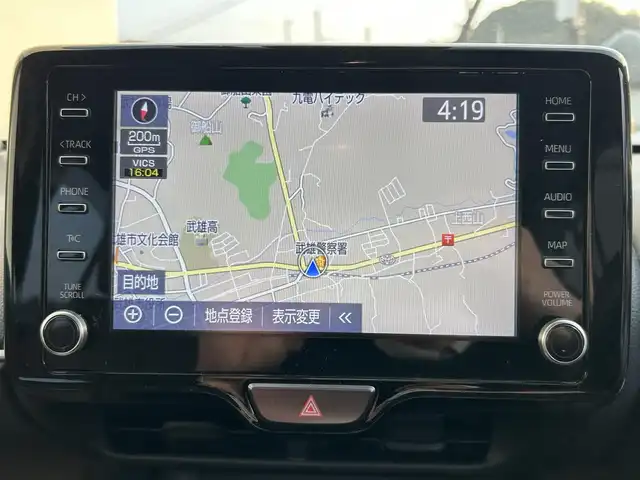 トヨタ ヤリスクロス ハイブリッド Z 佐賀県 2021(令3)年 5.7万km ブラックマイカ/ホワイトパールクリスタルシャイン 2トーン フルモデリスタエアロ/パワーバックドア/純正ディスプレイオーディオ/・ナビキット/・Bluetooth/パノラミックビューモニター/ETC2.0/ブラインドスポットモニター（BSM）/Toyota Safety Sense/・プリクラッシュセーフティ/・レーダークルーズコントロール（全車速追従機能付）/・レーントレーシングアシスト（LTA）/・ロードサインアシスト（RSA）/・オートマチックハイビーム（AHB)/・ロードサインアシスト（RSA)/・パーキングサポートブレーキ（PKSB）/・リヤクロストラフィックアラート（RCTA）/クリアランスソナー/純正18インチアルミホイール/オートホールド/革巻ステアリング/ステアリングスイッチ/ハーフレザー(合皮)/パワーシート/前席シートヒーター/純正フロアマット/純正ラゲージソフトマット/LEDヘッドランプ/オートライト/ヘッドライトレベライザー/プッシュスタート