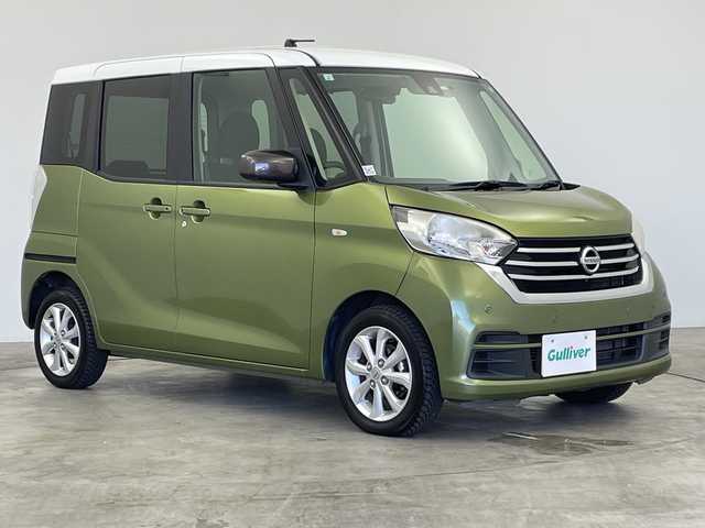 日産 デイズ ルークス X Vセレクション 群馬県 2019(平31)年 7.2万km ホワイトソリッド/プレミアムオリーブM 禁煙車　純正７インチナビ　全方位カメラ　両側パワースライドドア　衝突軽減システム　ＥＴＣ　アイドリングストップ　横滑り防止装置　盗難防止装置　ヘッドライトレベライザー　スマートキー　プッシュスタート