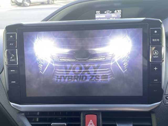トヨタ ヴォクシー ハイブリッド ZS 煌Ⅱ 大阪府 2019(平31)年 6.4万km イナズマスパーキングブラックガラスフレーク ワンオーナー/ALPINE製11インチナビ（EX11Z）/BT/CD/DVD/フルセグ/全方位カメラ/ALPINE製フリップダウンモニター/両側パワースライドドア/前後ドライブレコーダー/ビルトインETC/クルーズコントロール/衝突軽減ブレーキ/LEDヘッドライト/オートライト/純正16インチAW/純正フロアマット/スマートキープッシュスタート/スペアキー/保証書/取扱説明書