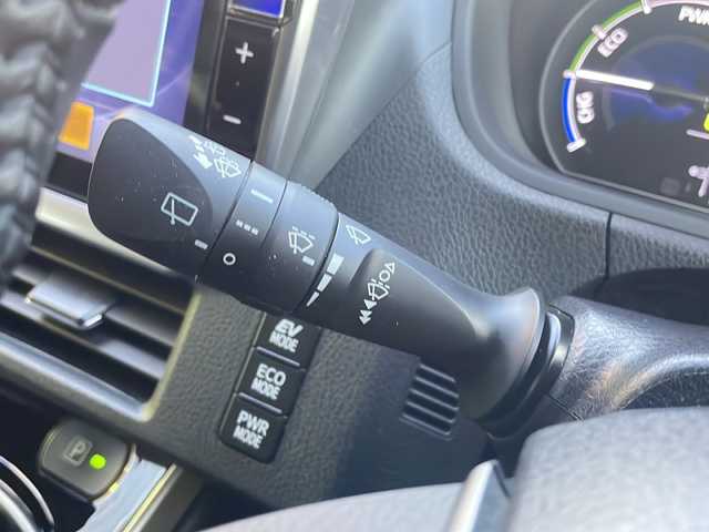 トヨタ ヴォクシー ハイブリッド ZS 煌Ⅱ 大阪府 2019(平31)年 6.4万km イナズマスパーキングブラックガラスフレーク ワンオーナー/ALPINE製11インチナビ（EX11Z）/BT/CD/DVD/フルセグ/全方位カメラ/ALPINE製フリップダウンモニター/両側パワースライドドア/前後ドライブレコーダー/ビルトインETC/クルーズコントロール/衝突軽減ブレーキ/LEDヘッドライト/オートライト/純正16インチAW/純正フロアマット/スマートキープッシュスタート/スペアキー/保証書/取扱説明書