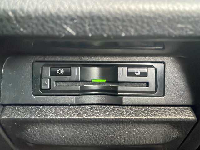 トヨタ ヴォクシー ハイブリッド ZS 煌Ⅱ 大阪府 2019(平31)年 6.4万km イナズマスパーキングブラックガラスフレーク ワンオーナー/ALPINE製11インチナビ（EX11Z）/BT/CD/DVD/フルセグ/全方位カメラ/ALPINE製フリップダウンモニター/両側パワースライドドア/前後ドライブレコーダー/ビルトインETC/クルーズコントロール/衝突軽減ブレーキ/LEDヘッドライト/オートライト/純正16インチAW/純正フロアマット/スマートキープッシュスタート/スペアキー/保証書/取扱説明書