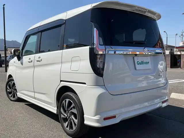 スズキ ソリオ バンディット HV MV 滋賀県 2023(令5)年 2.8万km ピュアホワイトP ワンオーナー/車検8年3月まで/純正9インチメモリナビ（メーカーOP）/　フルセグテレビ　Bluetooth対応/　AppleCarPlay対応/全方位カメラ/ヘッドアップディスプレイ/両側パワースライドドア/運転席&助手席シートヒーター/純正前後2カメラドライブレコーダー（ナビ連動）/純正ビルトインETC/純正LEDヘッドライト/純正15インチアルミホイール/保証書/取扱説明書/スペアキーあり/