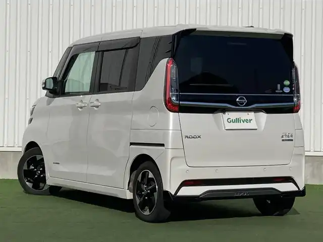 日産 ルークス HWS X プロパイロットED 香川県 2021(令3)年 2.8万km ホワイトパール 登録時走行距離：27650km/純正9型ナビ/全方位カメラ/両側パワースライドドア/エマージェンシーブレーキ/レーンキープアシスト/レーダークルーズコントロール/クリアランスソナー/電子パーキングブレーキ/LEDヘッドライト/オートライト/フォグランプ/サーキュレーター/ロールサンシェード/ドライブレコーダー/ビルトインETC/プッシュスタート/スマートキー/スペアキー