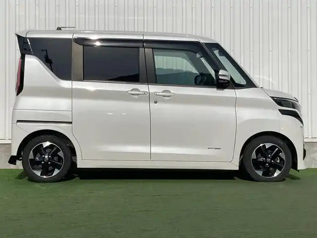 日産 ルークス HWS X プロパイロットED 香川県 2021(令3)年 2.8万km ホワイトパール 登録時走行距離：27650km/純正9型ナビ/全方位カメラ/両側パワースライドドア/エマージェンシーブレーキ/レーンキープアシスト/レーダークルーズコントロール/クリアランスソナー/電子パーキングブレーキ/LEDヘッドライト/オートライト/フォグランプ/サーキュレーター/ロールサンシェード/ドライブレコーダー/ビルトインETC/プッシュスタート/スマートキー/スペアキー