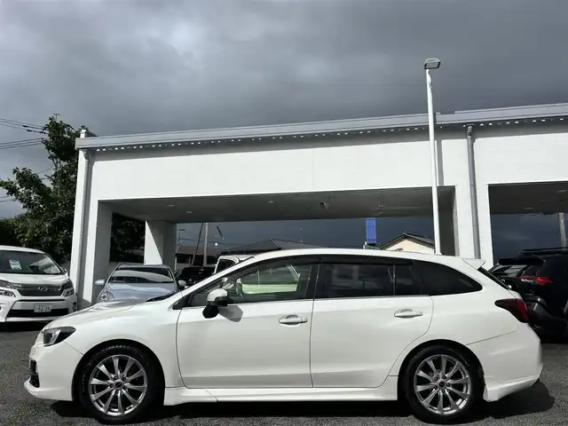 スバル レヴォーグ 1．6GT－S アイサイト 熊本県 2014(平26)年 11.5万km クリスタルホワイトP ワンオーナー/4WD/ターボ/純正ナビ（CN-R300D)/【フルセグTV/CD/DVD/Bluetooth】/バックカメラ/レーダークルーズコントロール/衝突被害軽減システム/レーンキープアシスト/ヒルスタートアシスト/コーナーセンサー/オートLEDライト/前席パワーシート/ダブルサイドエアバック/純正フロアマット/横滑り防止装置/保証書/取扱説明書