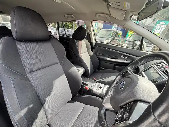 スバル レヴォーグ 1．6GT－S アイサイト 熊本県 2014(平26)年 11.5万km クリスタルホワイトP ワンオーナー/4WD/ターボ/純正ナビ（CN-R300D)/【フルセグTV/CD/DVD/Bluetooth】/バックカメラ/レーダークルーズコントロール/衝突被害軽減システム/レーンキープアシスト/ヒルスタートアシスト/コーナーセンサー/オートLEDライト/前席パワーシート/ダブルサイドエアバック/純正フロアマット/横滑り防止装置/保証書/取扱説明書