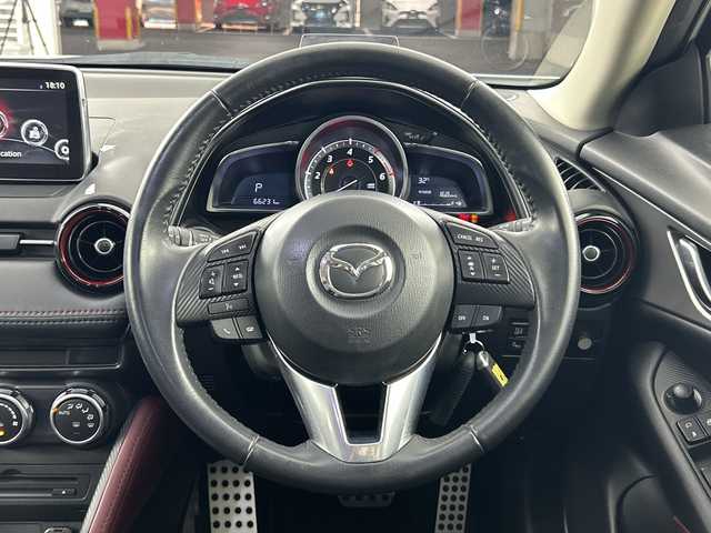マツダ ＣＸ－３ XD ツーリング 愛知県 2016(平28)年 6.7万km クリスタルホワイトパールマイカ 純正ナビ/（Bluetooth・フルセグテレビ・CD・DVD・AM/FM・USB）/バックカメラ/ETC/ドライブレコーダー前後/純正フルエアロ/純正１８インチアルミホイール/ヘッドアップディスプレイ/ブラインドスポットモニター/レーダークルーズコントロール/レーンキープアシスト/レーダー探知機/スマートキー・プッシュスタート/スペアキー