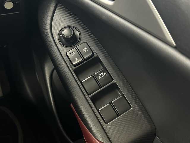 マツダ ＣＸ－３ XD ツーリング 愛知県 2016(平28)年 6.7万km クリスタルホワイトパールマイカ 純正ナビ/（Bluetooth・フルセグテレビ・CD・DVD・AM/FM・USB）/バックカメラ/ETC/ドライブレコーダー前後/純正フルエアロ/純正１８インチアルミホイール/ヘッドアップディスプレイ/ブラインドスポットモニター/レーダークルーズコントロール/レーンキープアシスト/レーダー探知機/スマートキー・プッシュスタート/スペアキー