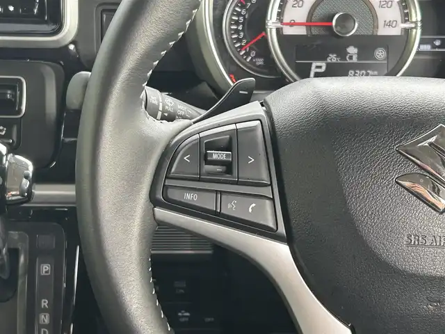 スズキ スペーシア カスタム HYBRID XS ターボ 愛知県 2022(令4)年 0.9万km ピュアホワイトP ターボ/バックカメラ　/両側パワースライド/ビルドインETC/ＨＵＤ/追従クルーズコントロール/前後社外ドライブレコーダー/後方コーナーセンサー/社外８インチナビ/SD/Bluetooth/DVD/フルセグTV/ローダウン/ベンチシート/シートヒーターD席/純正フロアマット/社外アルミホイール/カーテンエアバック/ABS/横滑り防止装置/レーンキープアシスト/衝突被害軽減システム/盗難防止装置/スマートキー/スペアキー/保証書/取扱説明書