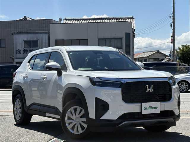ホンダ ＷＲ－Ｖ X 三重県 2025(令7)年 0.1万km未満 プラチナホワイトパール ♪♪登録済未使用車♪♪/ホンダセンシング/　・衝突軽減ブレーキ(CMBS)/　・踏み間違い衝突軽減システム/　・路外逸脱抑制機能/　・歩行者事故低減ステアリング/　・先行車発進お知らせ/　・標識認識機能/　・オートハイビーム/　・パーキングセンサーシステム/　・アダプティブクルーズコントロール/　・車線維持支援システム/スマートキーx2/プッシュスタート/パドルシフト/LEDヘッドライト/オートライト/ライトレベリング/横滑り防止/ターンミラー/電動格納ミラー/サイドカーテンエアバック