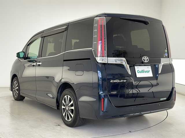 トヨタ エスクァイア Gi 千葉県 2019(令1)年 2.8万km ブラッキッシュアゲハガラスフレーク TRDグリル/レーンキープアシスト/クルーズコントロール/衝突軽減システム/コーナーセンサー前後/純正SDナビ（NSZT-Y68T）/　Bluetooth/CD/DVD/フルセグTV/バックカメラ/ビルトインETC/社外ドライブレコーダー前後/合皮レザーシート（黒）/前席シートヒーター/両側パワースライドドア/LEDヘッドライト/オートライト/オートハイビーム/純正15インチアルミホイール