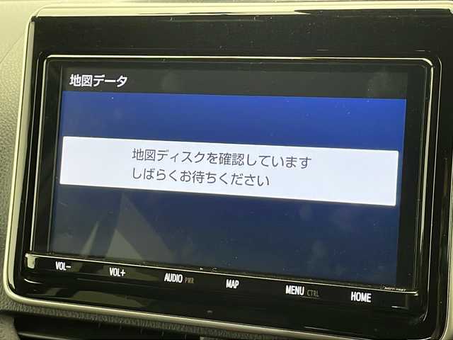 トヨタ エスクァイア Gi 千葉県 2019(令1)年 2.8万km ブラッキッシュアゲハガラスフレーク TRDグリル/レーンキープアシスト/クルーズコントロール/衝突軽減システム/コーナーセンサー前後/純正SDナビ（NSZT-Y68T）/　Bluetooth/CD/DVD/フルセグTV/バックカメラ/ビルトインETC/社外ドライブレコーダー前後/合皮レザーシート（黒）/前席シートヒーター/両側パワースライドドア/LEDヘッドライト/オートライト/オートハイビーム/純正15インチアルミホイール