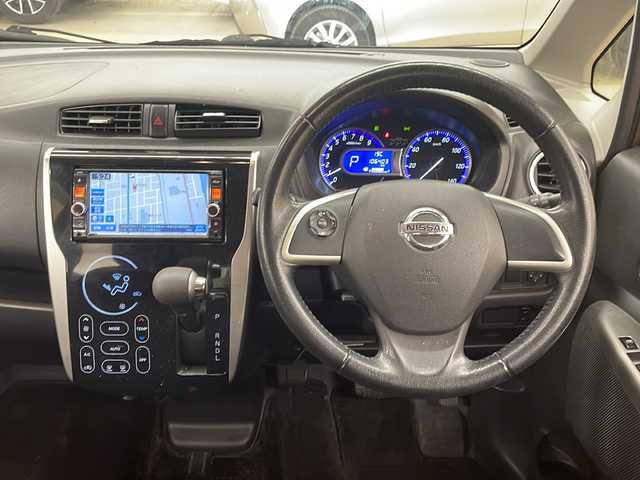 日産 デイズ ハイウェイスターG ターボ 道東・釧路十勝 2015(平27)年 10.7万km ピンクゴールドM ４WD/純正SDナビ/DVD・BT/フルセグTV/ETC/車外カメラ（バック・全周囲）/スマートキー/スペアキー（1本）/ベンチシート/保証書/取扱説明書