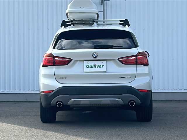 ＢＭＷ Ｘ１ 愛媛県 2018(平30)年 4.7万km 白 純正ナビ/Bluetooth/CD/DVD/USB/ETC/バックカメラ/アラウンドビューモニター/ハーフレザー/前席シートヒーター/社外ドライブレコーダー前のみ/コーナーセンサー（PDC）/オートライト/オートLEDヘッドライト/フォグランプ/スマートキー/スペアキー/電子パーキング/ルーフレール/保証書/取扱説明書/メンテナンス記録簿