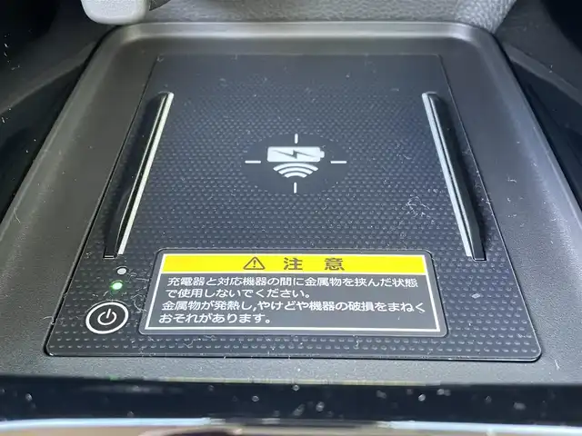 ホンダ ヴェゼル ハイブリッド e:HEV Z PLaYパッケージ 佐賀県 2025(令7)年 0.1千km プレミアムサンライトホワイトパール ワンオーナー/純正9インチHonda CONNECTディスプレイ(ナビ機能付)/・フルセグTV/AM/FM/USB/Bluetooth/・Apple Car Play/Android Auto/バックカメラ/ビルトインETC2.0/ハンズフリーパワーテールゲート(予約クローズ機能付)/電子パーキングブレーキ/・BRAKE HOLD機能/置くだけ充電/ハーフレザーシート/DN席シートヒーター/ISOFIX対応/パドルシフト/革巻きステアリング/ステアリングヒーター/ステアリングリモコン/純正18インチアルミホイール/純正LEDヘッドライト/・アダプティブドライビングビーム/純正LEDフォグランプ/新車保証書/記録簿/取扱説明書/スペアキー１本/ホンダセンシング/・アダプティブクルーズコントロール/・衝突被害軽減ブレーキ/・先行車発進お知らせ機能/・路外逸脱抑制機能/・ブラインドスポットインフォメーション/・パーキングセンサーシステム/・標識認識機能