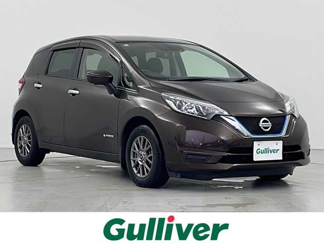 日産 ノート e－パワー X 岐阜県 2017(平29)年 4万km インペリアルアンバーP 純正SDナビ/（フルセグ/Bluetooth/SD）/全方位カメラ/デジタルインナーミラー/エマージェンシーブレーキ/LEDヘッドライト/前方ドライブレコーダー/横滑り防止/レーンキープアシスト/プッシュスタート/スマートキー/スペアキー/ETC/コーナーセンサー/ステアリングスイッチ