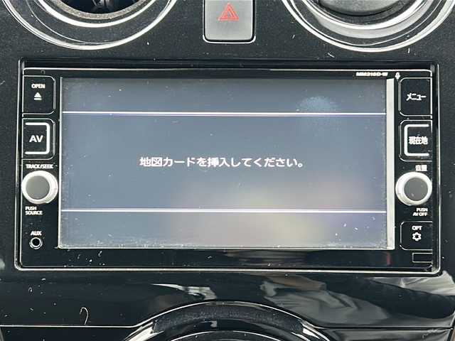 日産 ノート e－パワー メダリスト 三重県 2016(平28)年 4.8万km ブリリアントホワイトパール 純正ナビ　/全周囲カメラ　/デジタルインナーミラー　/ＥＴＣ　/コーナーセンサー　/ハーフレザーシート/レーンキープアシスト　/衝突軽減ブレーキ/革巻きステアリング　/ステアリングスイッチ　/ＬＥＤヘッドライト/オートライト　/純正フロアマット/電動格納ミラー　/禁煙車