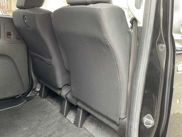 ホンダ Ｎ ＢＯＸ G SSパッケージ 愛媛県 2013(平25)年 5.2万km クリスタルブラックパール 純正メモリナビ/（AM/FM/CD/DVD/BT/USB）/ワンセグTV/バックカメラ/スマートキー/プッシュスタート/前後ドライブレコーダー/両側パワースライドドア/ETC/横滑り防止装置/ライトレベライザー/ISOFIX/ステアリングスイッチ/電格ウィンカーミラー
