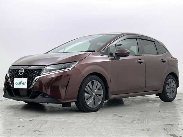 日産 ノート X 宮城県 2021(令3)年 6万km バーガンディー 禁煙車/アラウンドビューモニター/エマージェンシーブレーキ/プロパイロット/側方運転支援/ブラインドスポットモニター/インテリジェントデジタルインナーミラー/メーカーOPナビ/・BT.USB.HDMI.スマホ連携/・フルセグTV/前席シートヒーター/ビルトインETC2.0/純正ドライブレコーダー（FR）/ステアリングヒーター/LEDヘッドライト/プッシュスタート/スマートキー×2/電動パーキングブレーキ/オートホールド/純正フロアマット/純正ドアバイザー/ワイヤレス充電/シートカバ