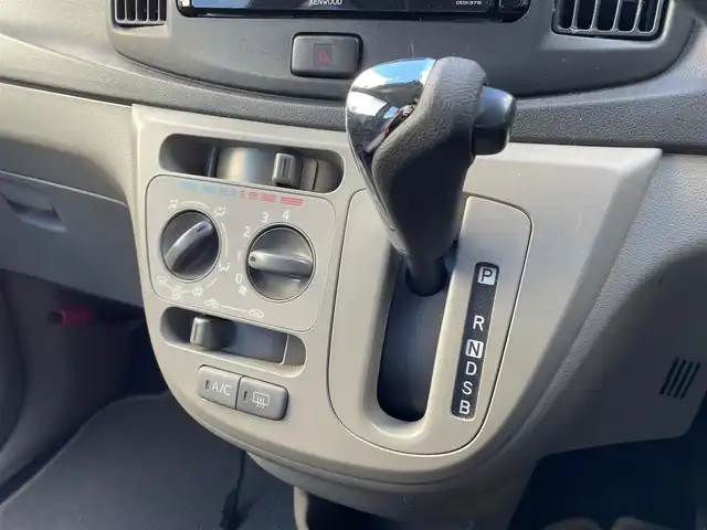 スバル プレオ プラス LA スマートアシストα 道央・札幌 2015(平27)年 4.6万km アーバンナイトブルークリスタルメタリック 登録時走行距離45/817km/ワンオーナー/　４　W　D　/社外オーディオ（CD/DVD/FM/AM/USB)/バックカメラ/アイドリングストップ/ドアバイザー/ETC/スペアキー×１/ドライブレコーダー（前方）/純正フロアマット/横滑り防止装置/盗難防止装置/衝突軽減ブレーキ/ヘッドライトレベライザー/電動格納ミラー/バニティミラー/積込冬タイヤ（純正AW/155/65/R14/23年製/溝7ｍｍ）/冬ワイパー